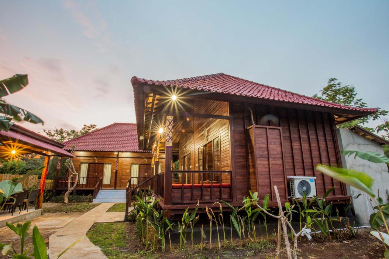 Uma Hostel Lembongan Exterior foto