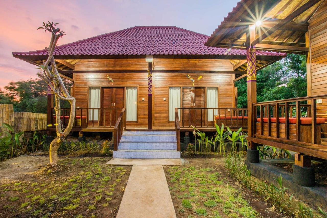 Uma Hostel Lembongan Exterior foto